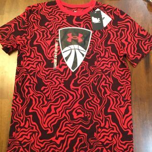 Under Armour T-Shirt Basketball Shield Red Boys Youth YXL MSRP $30 NWT Tag Rippd